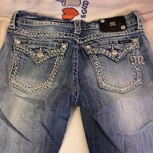 Miss Me cropped jeans